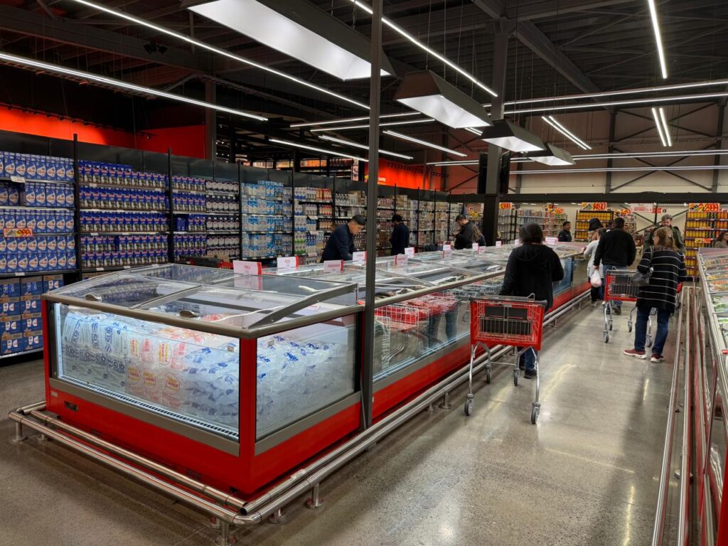 Refrigeración comercial, equipos, vitrinas, cámaras de frío.